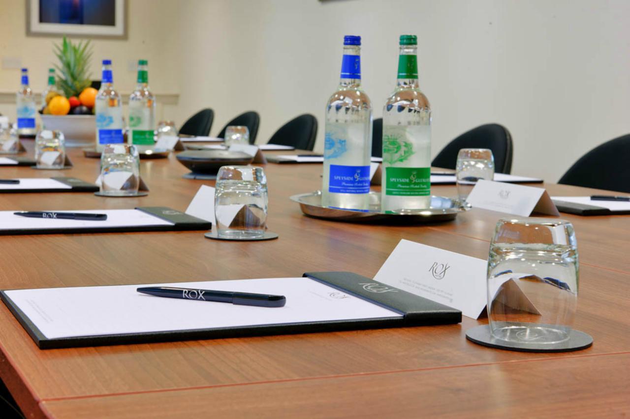 Rox Hotel Aberdeen By Compass Hospitality ภายนอก รูปภาพ